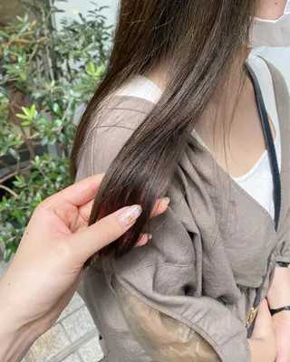 セミロング カラー ヘアアレンジ マツエク・マツパ Noah's　Ark所属・透明感カラー🫧ヘア セット🫧松本菜月の眉毛・アイブロウイメージ