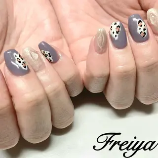 ネイル FREIYA所属・FREIYA マツエク、ネイルの眉毛・アイブロウイメージ