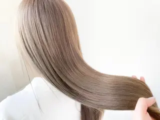 ロング 艶髪美容師　森田 優貴のヘアスタイル