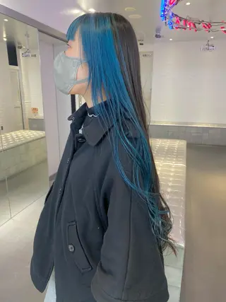 ロング カラー パーマ 🎨ハイトーン/ 切りっぱなし みつきのヘアスタイル