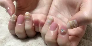 ネイル t. yoshizawaのネイルデザイン