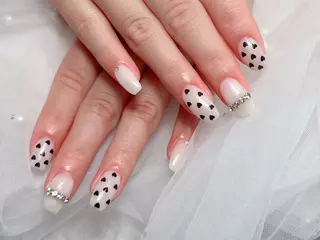 ネイル Laule'a Nail 新宿【ラウレアネイル】所属・Yu Yuのネイルデザイン