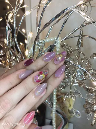 セミロング ネイル 長さ出し専門 nynaのネイルデザイン