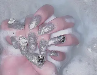 ネイル 大塚眉毛|ハンドケア |肌管理の眉毛・アイブロウイメージ