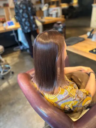ミディアム カラー 髪質改善カラー ベージュ🤎YUMEのヘアスタイル