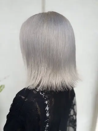 ミディアム カラー ヘアアレンジ ハイトーン・ブリーチ ムラ修正 八須 錬のヘアスタイル