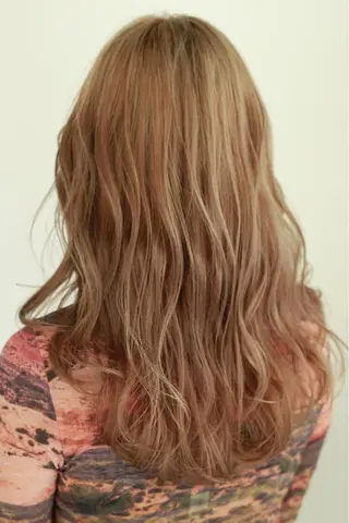 ロング カラー ness ネスのヘアスタイル