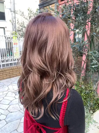 ミディアム カラー 今村 愛美のヘアスタイル