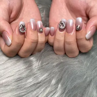 ネイル ネイルサロン《シア》 市木 佑実のネイルデザイン