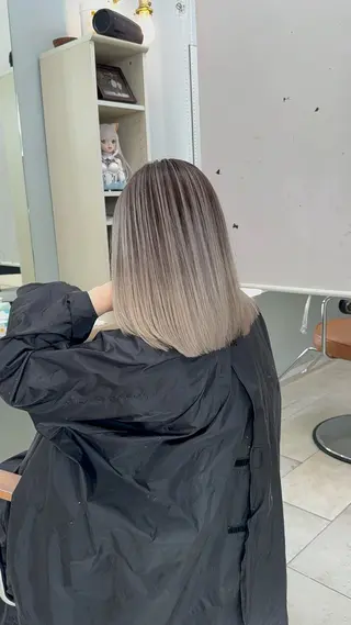 ミディアム Maison所属・Maison 加部のヘアスタイル