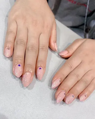 ネイル iiloo aromaworksのネイルデザイン