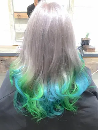 セミロング ロング カラー エクステリピート率 No.1 菊池　悠介のヘアスタイル