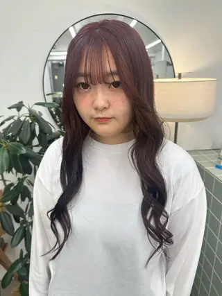 ロング カラー 篠岡 菜那のヘアスタイル
