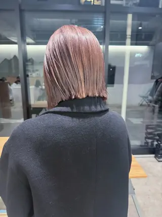 ショート カラー ヘアアレンジ ミニボブ/ブリーチ 🌈MISATOのヘアスタイル