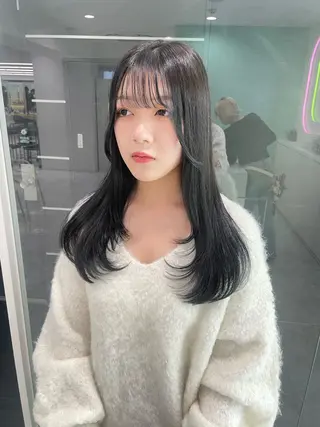 ロング カラー パーマ ヘアアレンジ メンズ 透明感カラー・レイヤ ー🎀amika🎀のヘアスタイル