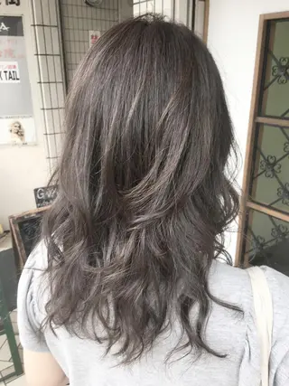 セミロング カラー 海外風レイヤーカット 👑店長　平松　由のヘアスタイル