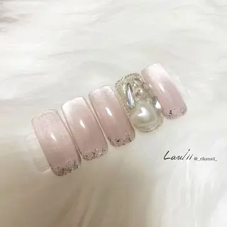 ネイル privatesalon Laulii所属・Laulii RIKAのネイルデザイン