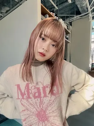 ミディアム yelm (official)のヘアスタイル