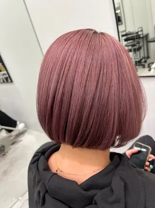 ショート カラー 菅 樹希弥のヘアスタイル