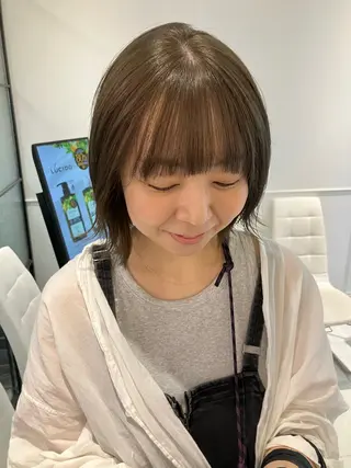 ショート カラー 🫧垢抜けヘア🫧 SHIORIのヘアスタイル