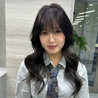 ロング カラー The Path ARENのヘアスタイル