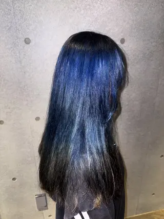 ミディアム ハコ（HACO)所属・豊嶋 暉直のヘアスタイル