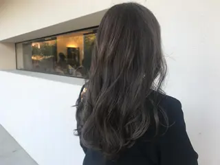 ロング カラー 中村 瑞希のヘアスタイル