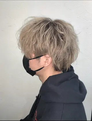 ショート カラー メンズ [渋谷ブリーチ] 玲弥のヘアスタイル