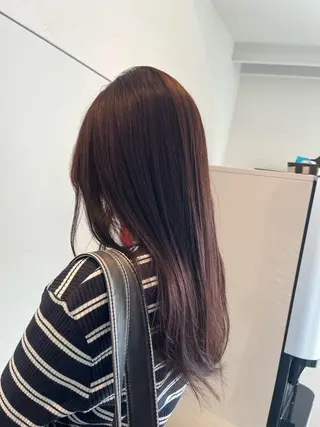 ロング カラー ラフィスヘアードープ所属・レイヤーと透明感の アユカ 髪質改善のヘアスタイル