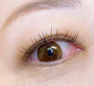 マツエク・マツパ ROWL total beauty salon所属・ROWL YUKARIのマツエク・マツパデザイン