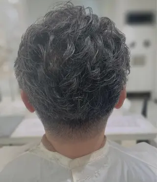 パーマ メンズ センターパート 川島爽楽のヘアスタイル