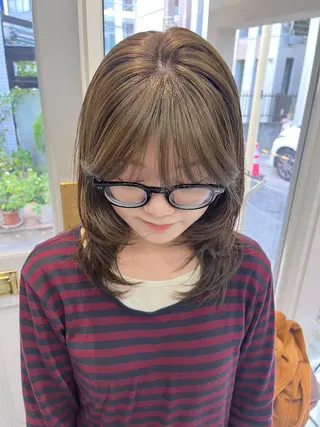 ミディアム カラー ナチュラルなヘア /ヨシダトモキのヘアスタイル