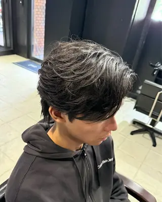 ミディアム パーマ メンズ 難波/メンズウルフ・ フェザーパーマ鶴田文のヘアスタイル