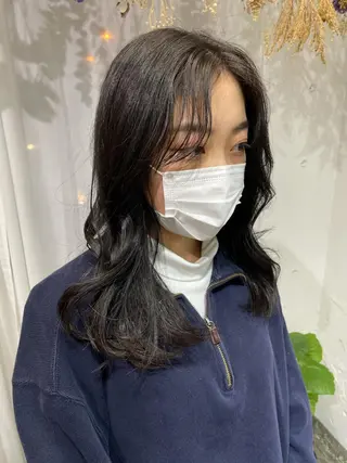 ロング 仙田 遥のヘアスタイル