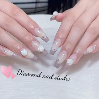 ネイル Ena 🧸のネイルデザイン
