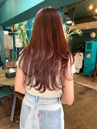 ロング カラー vivre libre所属・仲村 真里奈のヘアスタイル