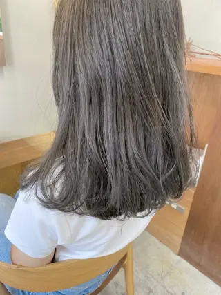 セミロング 【予防美容特化】青山 真輔/髪質改善メテオのヘアスタイル