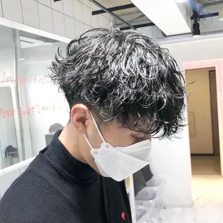 ショート カラー パーマ ヘアアレンジ メンズ 🔥札幌No.1🥇 パーマ特化美容師🔥のヘアスタイル