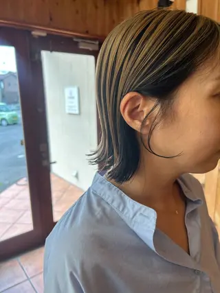 ミディアム 小倉 瑳莉のヘアスタイル
