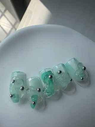 ネイル IRY nail 黒須莉奈のネイルデザイン