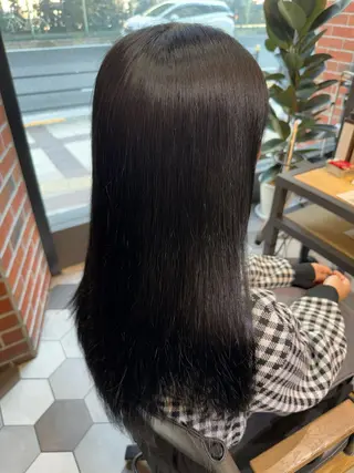 ロング カラー 近藤 愛理のヘアスタイル