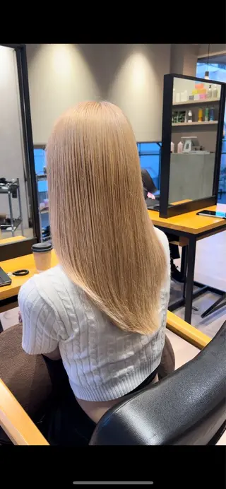 セミロング カラー 佐藤優太朗 似合わせ/髪質改善のヘアスタイル