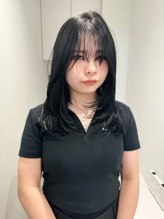 ミディアム ✨ブリーチ/顔周り レイヤー¦YUKA✨のヘアスタイル