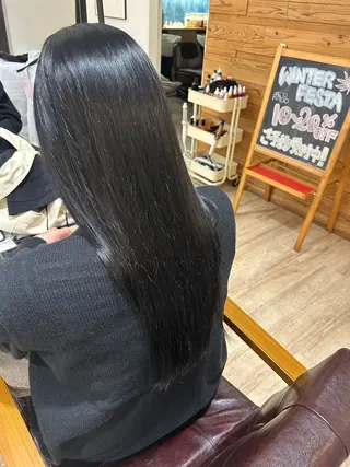 ロング 神谷 あいりのヘアスタイル
