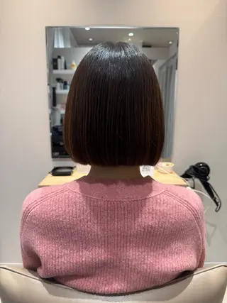 ショート Eleanor spa&treatment 札幌店内にあるシェアサロン【WHITE】所属・シルクハイトーン / 髪質改善🦋MIKUのヘアスタイル