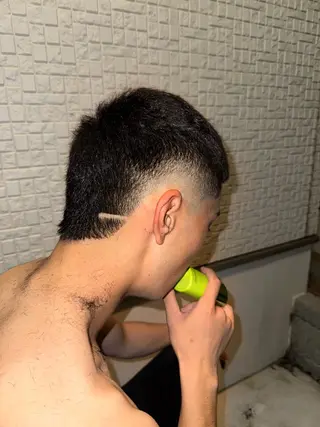 ショート 阿久津 開成のヘアスタイル