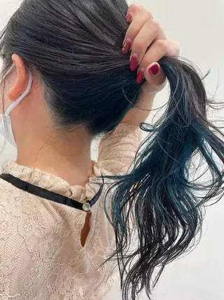 セミロング カラー Amour なぐらのヘアスタイル