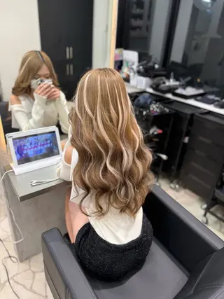 ロング Lapis シオンのヘアスタイル