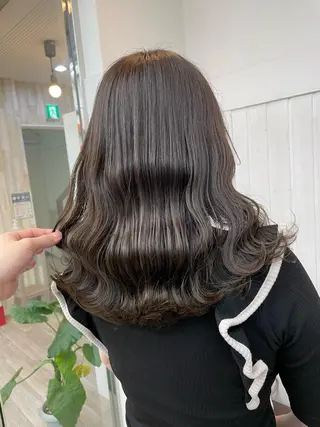 ミディアム カラー HIKARU副店長/ ✨️髪質改善のヘアスタイル