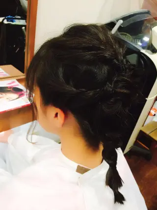 ミディアム ヘアアレンジ 大野 まゆのヘアスタイル